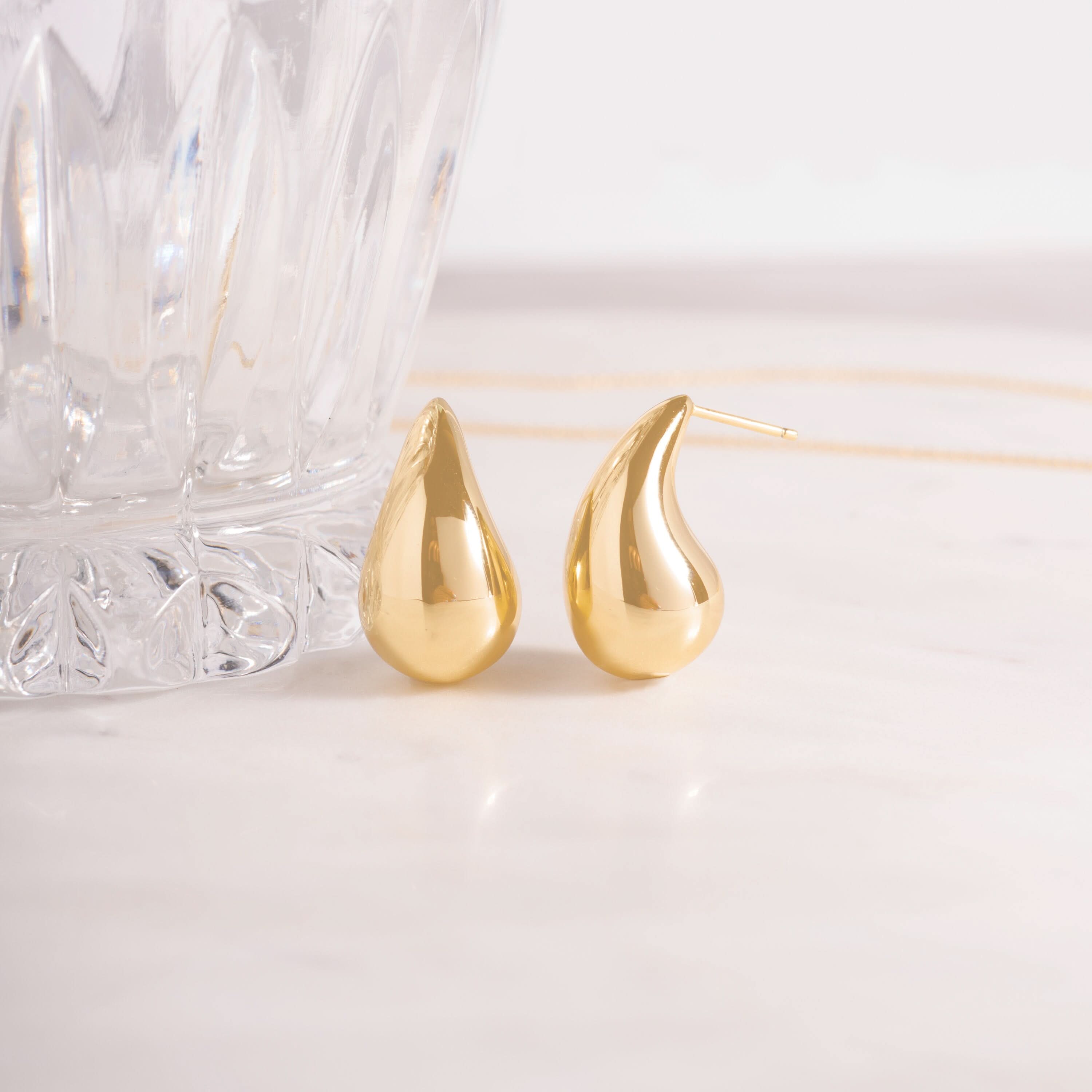 Goutte Élégante Earrings